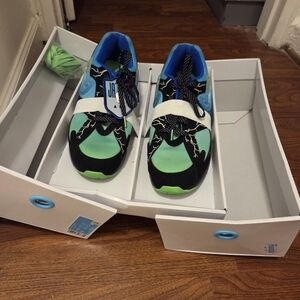 Nike Air Jordan Green and Black Sneakers